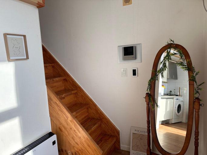 Others 5, Central Seoul loft apartment, Yongsan