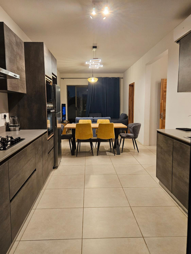 Others 2, Cozy 3-Bedroom Apartment with Pool and Wildlife Views in Flic en Flac, Black River