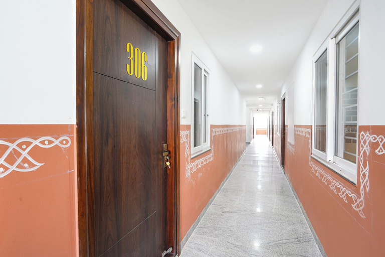 Lobby 4, Fabhotel Embassy Tribe, Hyderabad