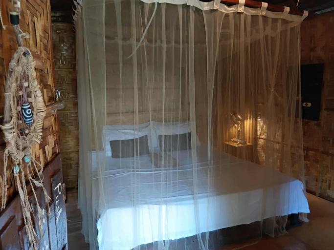 Bedroom 2, Herbs Guesthouse & Restaurant, Moalboal
