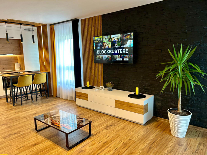 Others 5, Happy Home, Targu Mures