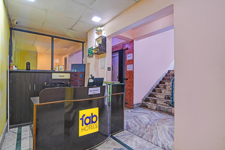 Public Area 3, Goroomgo Relyef Inn Kolkata, North 24 Parganas