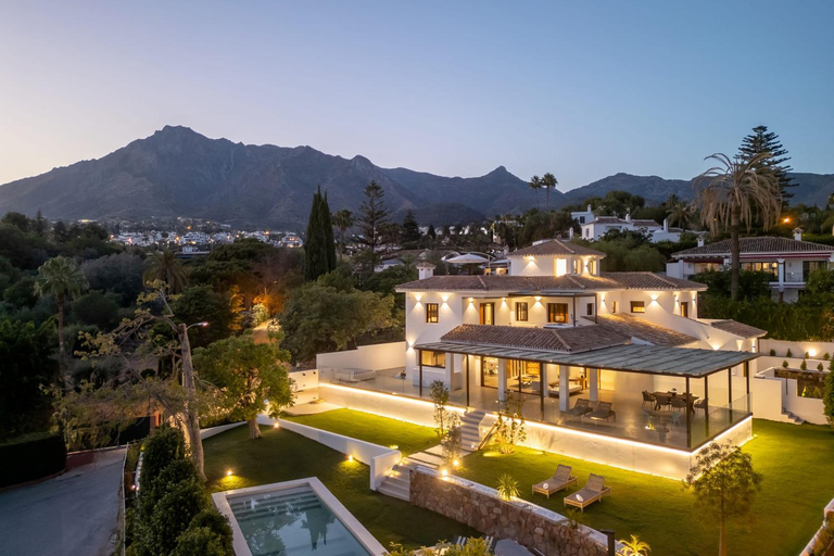 3, All About Santa Ana Villa, Málaga
