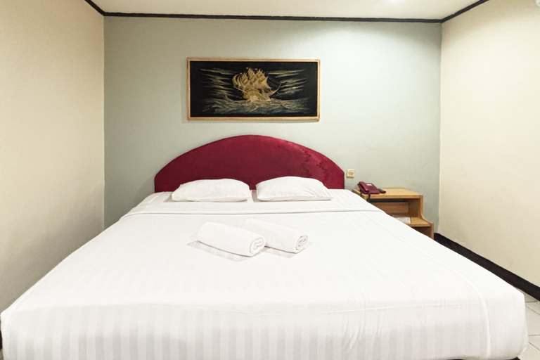 Others 5, Hotel Pasar Besar RedPartner near Tugu Pahlawan, Surabaya