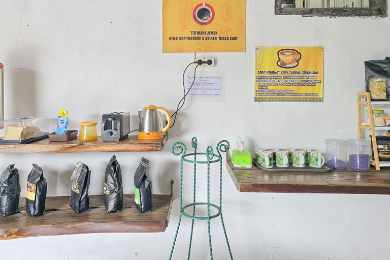 Food & Drinks 2, RedDoorz Syariah @ Jalan RA Kosasih Sukabumi, Sukabumi