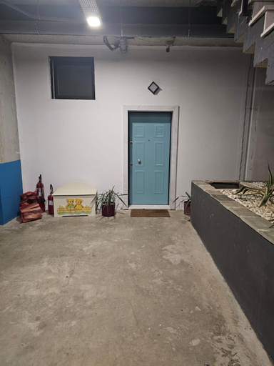 Others 3, Stylish two bedroom house with private pool, Tiranës