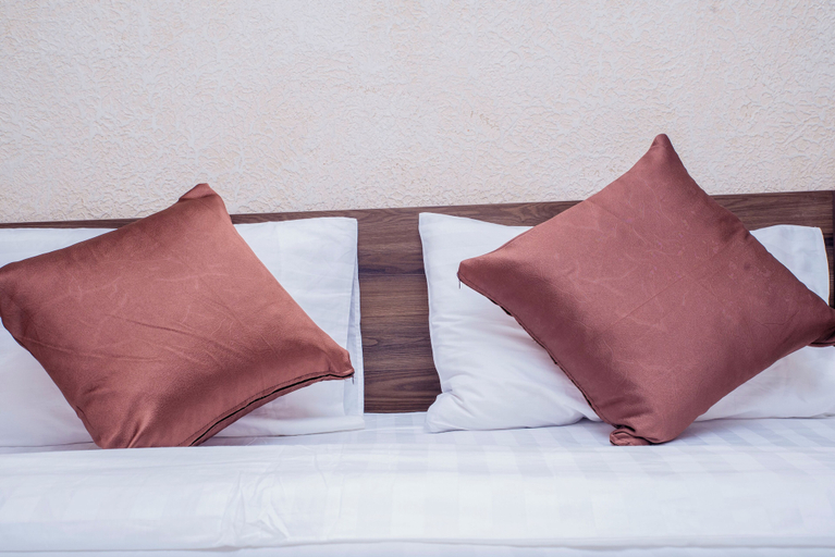 Room 2, S TETU INN, Starehe