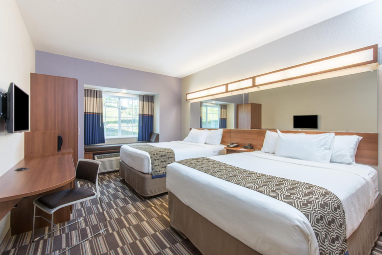 Bedroom 3, Microtel Inn & Suites By Wyndham Cadiz, Harrison