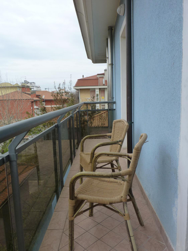 Others 4, Residence Costablu, Rimini