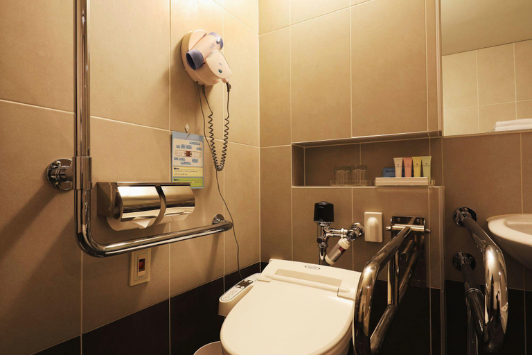 Bathroom 3, Bridge Hotel Incheon Songdo (Former Hotel Sky Park), Yeonsu