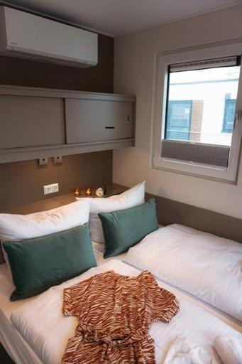 Bedroom 3, Schwimmende Hauser im BALTIC SEA RESORT, Vorpommern-Greifswald
