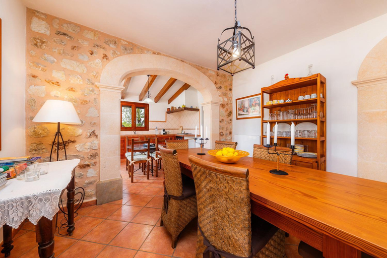 Food & Drinks, Es Turo de Son Mel, Baleares