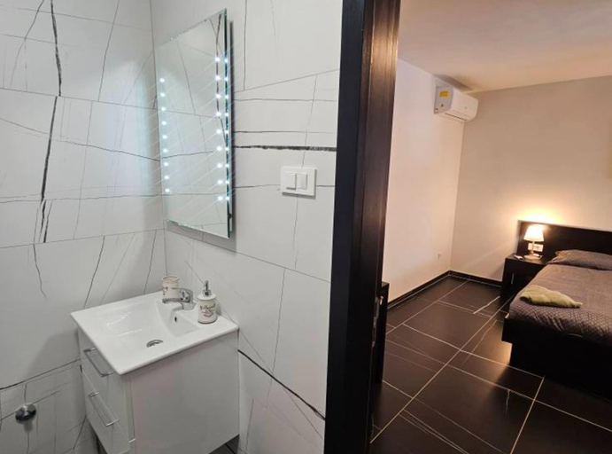 Bathroom 3, Lisko Vacation House, Vinodolska