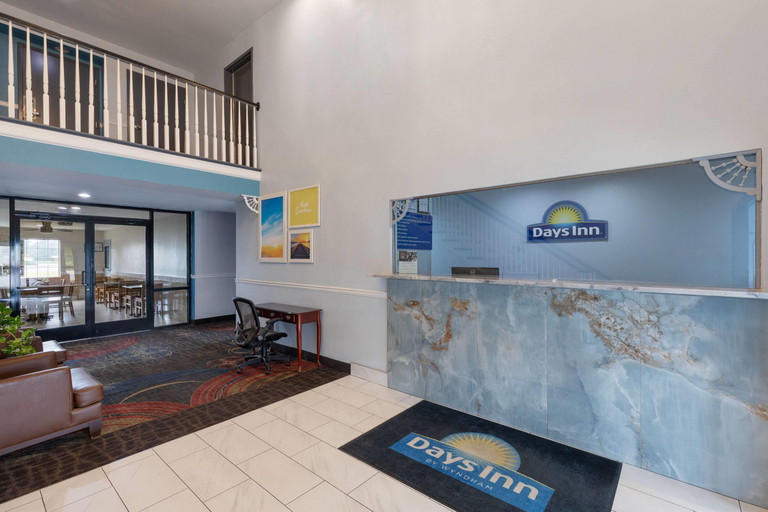 Public Area 2, Days Inn by Wyndham Lincoln, Talladega