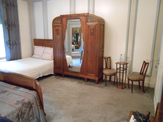 Bedroom 2, La Passagere, Allier