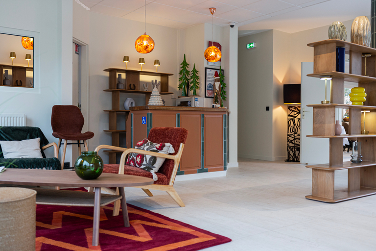 Public Area 3, Kyriad - Joinville-Le-Pont, Val-de-Marne