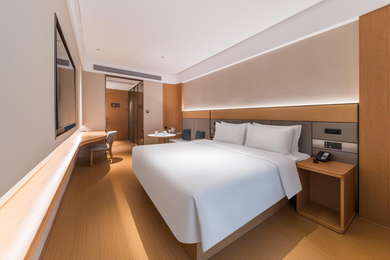Bedroom 2, JI Hotel (Guangzhou Pazhou Convention and Exhibition Center), Guangzhou