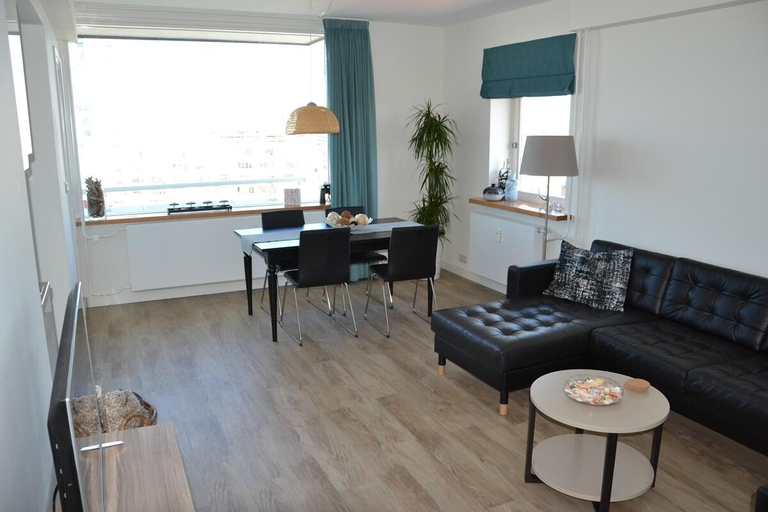 Others 3, Beach apartment - Stunning beach & village views, Zandvoort