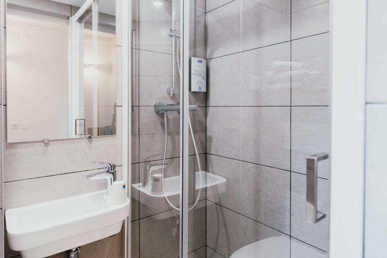 Room 3, Kyriad Direct Bordeaux Est Lormont, Gironde