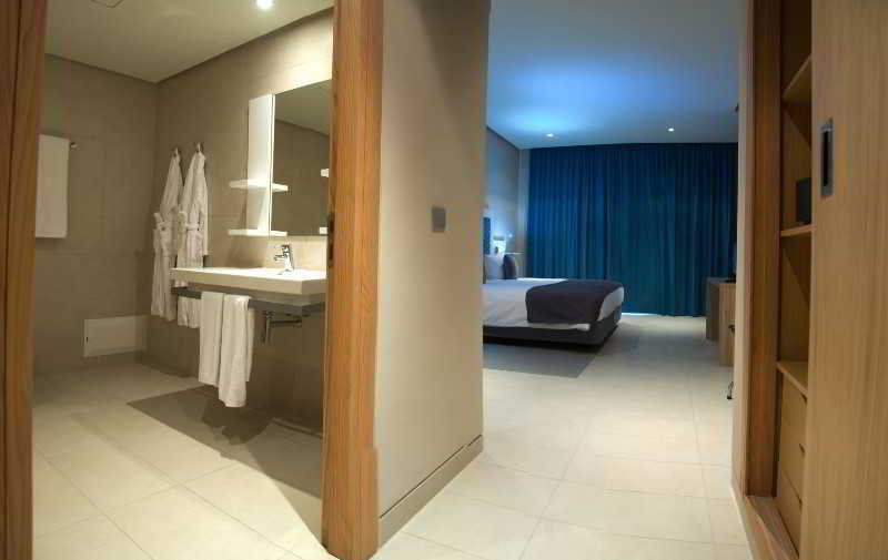 Bathroom 4, Pestana Casablanca Suites and Residences, Casablanca