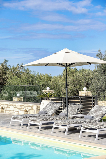 Sport & Beauty 3, Villa Aris: A Serene Experience, 3BRs, Pool & Bbq, Crete