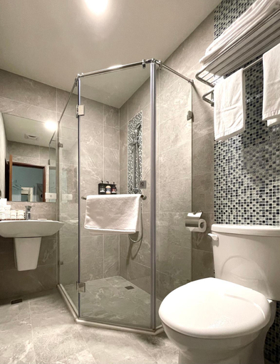 Bathroom 4, Chju Inn, Tainan