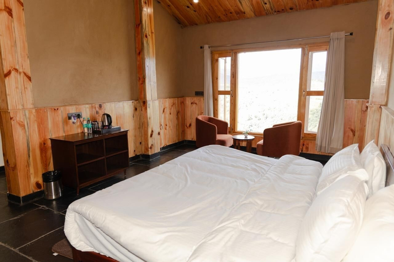 Room 5, The Meemos Cafe And Cottages, Dehradun