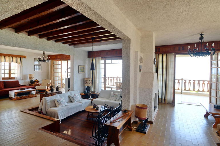 Facilities 4, Antorina Beachfront Villas with Private Pools, Peloponnese