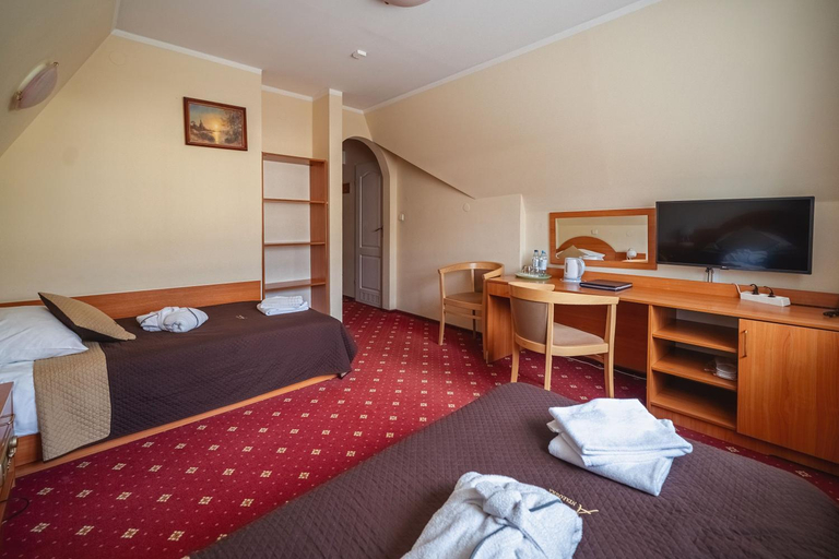 Bedroom 3, Kompleks Antałówka Termy & Med – POLSKIE TATRY S.A., Tatra