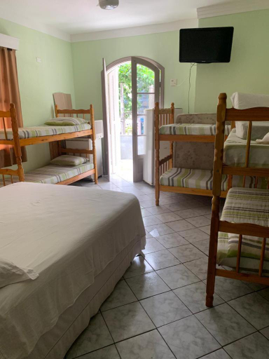 5, Pousada Ohana Guaruja, Guarujá