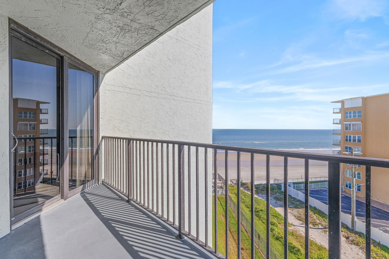 Property grounds 2, Ocean Trillium 601, Volusia