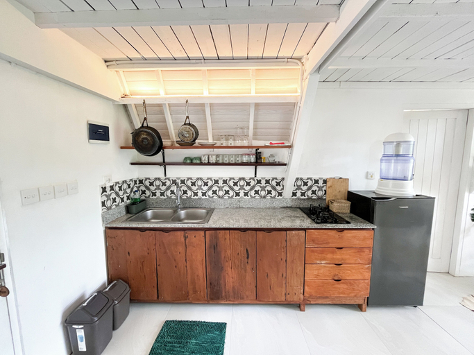 Private kitchen 4, Frame Cabin with Endless Rice Field View, Tabanan