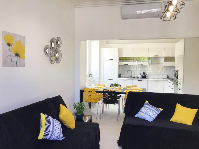 Others 2, Appartement Le Solea 100m2 climatisé parking proche Sanctuaires, Hautes-Pyrénées
