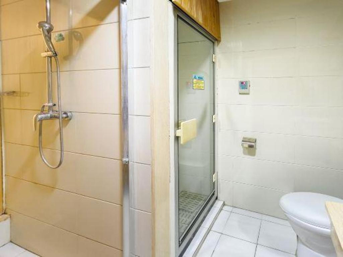 Bathroom 4, Chuanghui Business Hotel, Guangzhou