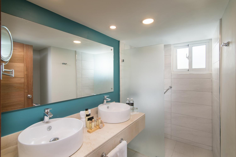 Bathroom 5, Emotions by Hodelpa Puerto Plata, San Felipe de Puerto Plata