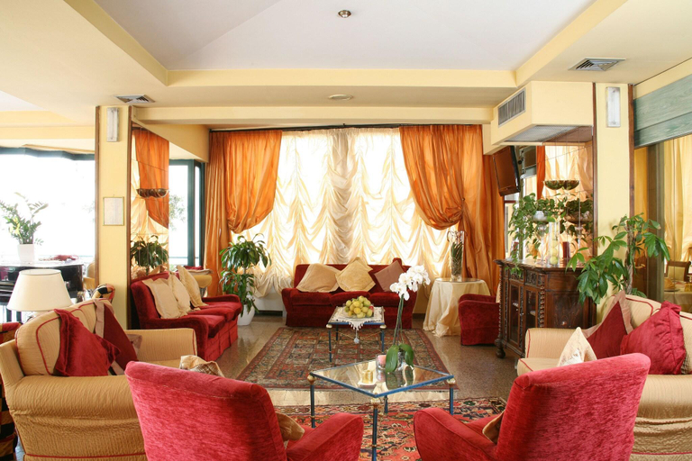 Public Area 2, Hotel Nuovo Savi, Pistoia