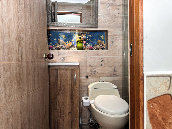 Bathroom 3, Coliving Malibu, Medellín