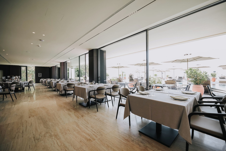 Restaurant 5, Magnus Hotel, Vlorës