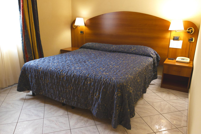 Others 2, Albergo Ristorante Roma, Imperia
