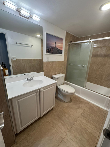 Bathroom 3, Amazing Miami -Beach Condo Steps to Sand, Book Now!, Miami-Dade