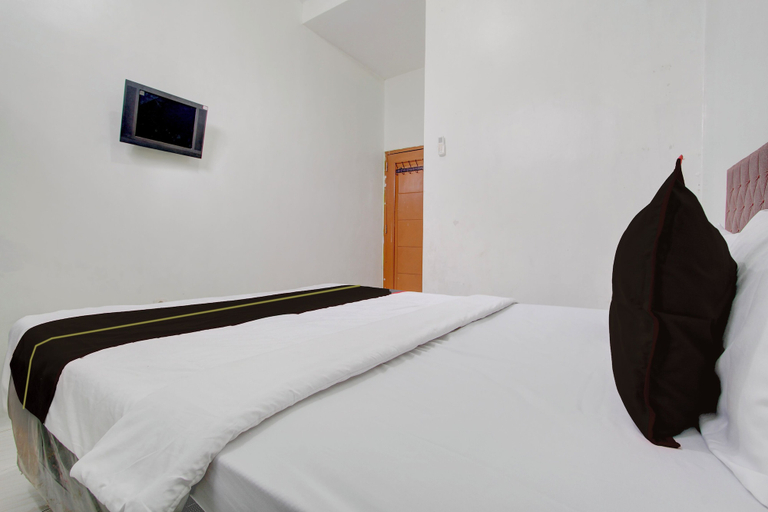 Room 2, Hotel O Mirza Guesthouse Syariah, Sleman