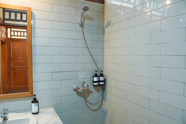 Bathroom 3, Rumah Canda, Bandung