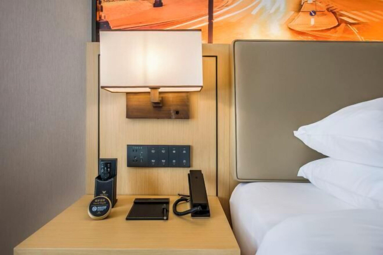 Bedroom 3, Huata Hotel, Zhaoqing