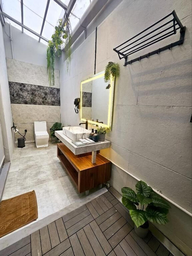 Bathroom, Nyast Valley Resort, North Goa