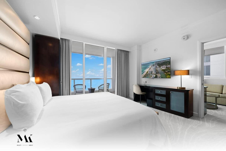 Bedroom 3, FontaineBleau Miami Beach Sorrento Private Ocean Luxury Suite, Miami-Dade