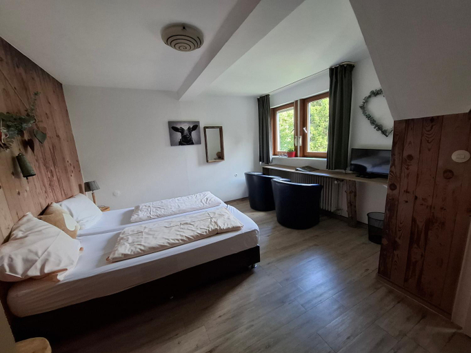 Bedroom 2, Landgasthof Zur Schmitte, Hochsauerlandkreis
