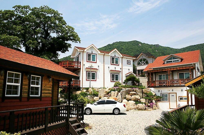 3, Ggumaebon Pension, Geoje