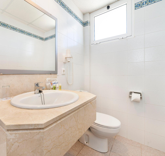 Bathroom 5, Globales Cala'n Blanes, Baleares