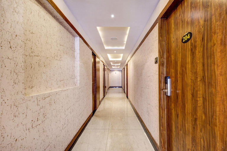 Public Area, hotel blak and wite, Visakhapatnam