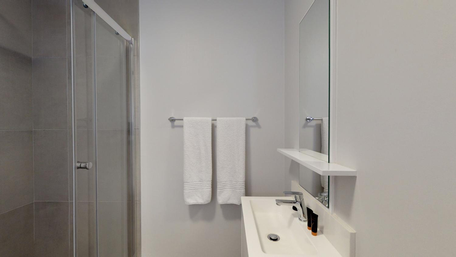 Bathroom 4, Innov8 Spaces, City of Johannesburg